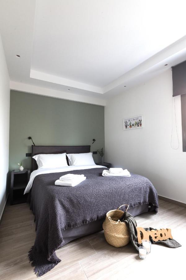 12 Reasons Why Metaxourgeio Lejlighedshotel Athen Eksteriør billede