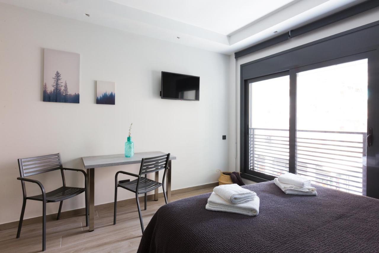 12 Reasons Why Metaxourgeio Lejlighedshotel Athen Eksteriør billede