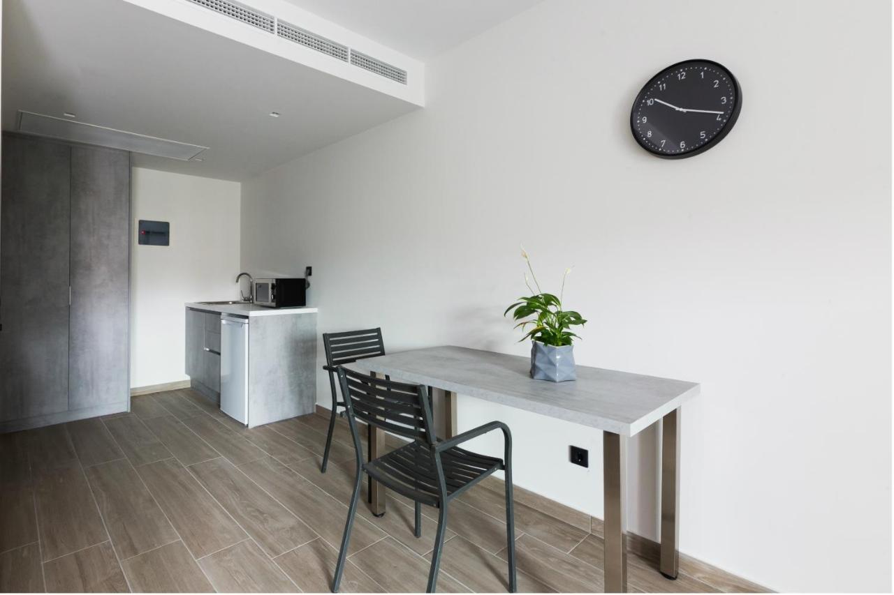 12 Reasons Why Metaxourgeio Lejlighedshotel Athen Eksteriør billede